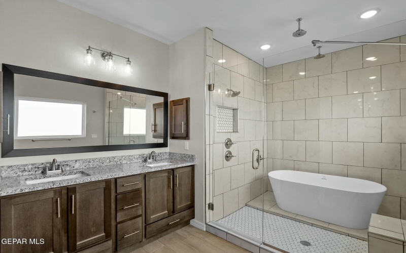 12436 Fill Ball Street, El Paso, TX 79936, 5 Habitaciones Habitaciones , ,3 BañosBaños,Residential,En Venta,12436 Fill Ball Street,0,929428