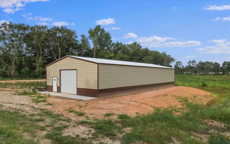 143 REA RD, Gilmer, TX 75644, ,Commercial Sale,For Sale,143 REA RD,0,20255897