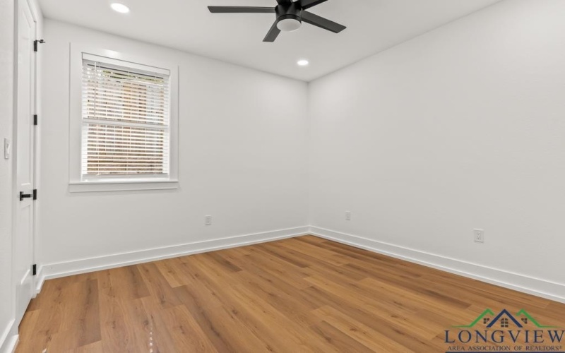 794 W Kaufman, Gilmer, TX 75460, 4 Bedrooms Bedrooms, ,2 BathroomsBathrooms,Residential,For Sale,794 W Kaufman,0,20255962