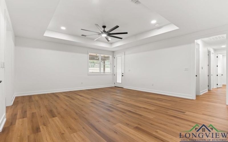 794 W Kaufman, Gilmer, TX 75460, 4 Bedrooms Bedrooms, ,2 BathroomsBathrooms,Residential,For Sale,794 W Kaufman,0,20255962