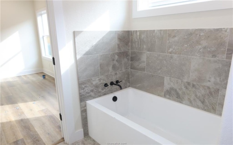 1965 Cambria Drive, Bryan, TX 77807, 4 Habitaciones Habitaciones , ,3 BañosBaños,Residential,En Venta,1965 Cambria Drive,0,25009204