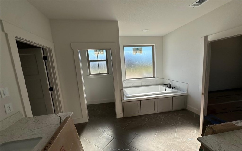 10474 Whiskey River Road, Bryan, TX 77808, 4 Bedrooms Bedrooms, ,3 BathroomsBathrooms,Residential,For Sale,10474 Whiskey River Road,0,25009412