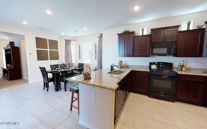 5845 Dalhart Drive, El Paso, TX 79924, 4 Habitaciones Habitaciones , ,1 BañoBaños,Residential,En Venta,5845 Dalhart Drive,0,929446