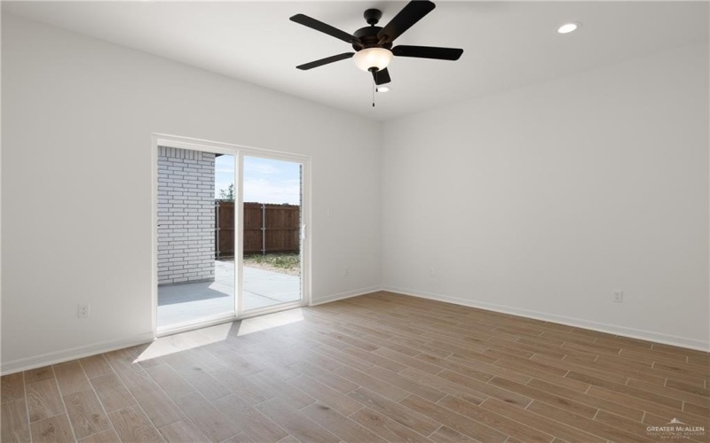 3713 Westway Avenue, McAllen, TX 78501, 3 Bedrooms Bedrooms, ,2 BathroomsBathrooms,Residential,For Sale,3713 Westway Avenue,0,478907