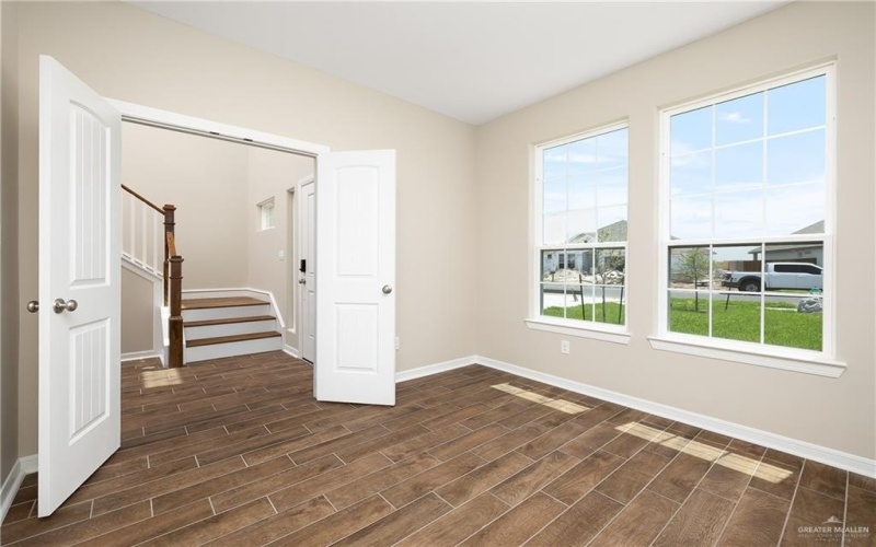 1507 E Silos Avenue, Edinburg, TX 78542, 4 Bedrooms Bedrooms, ,3 BathroomsBathrooms,Residential,For Sale,1507 E Silos Avenue,0,478986