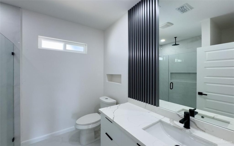 4812 Duke Avenue, McAllen, TX 78504, 3 Bedrooms Bedrooms, ,3 BathroomsBathrooms,Residential,For Sale,4812 Duke Avenue,0,479312