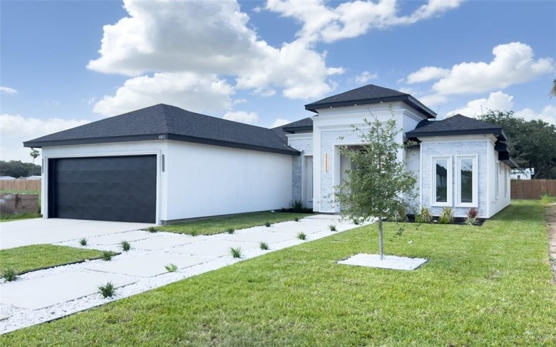 4812 Duke Avenue, McAllen, TX 78504, 3 Bedrooms Bedrooms, ,3 BathroomsBathrooms,Residential,For Sale,4812 Duke Avenue,0,479312