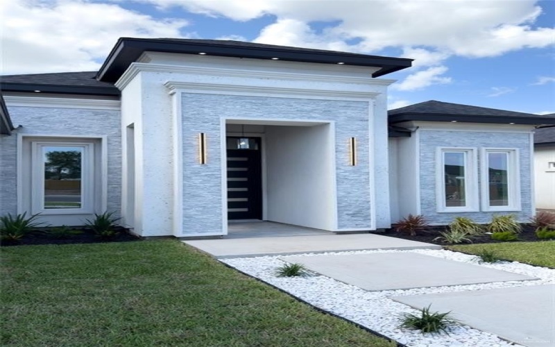 4812 Duke Avenue, McAllen, TX 78504, 3 Bedrooms Bedrooms, ,3 BathroomsBathrooms,Residential,For Sale,4812 Duke Avenue,0,479312