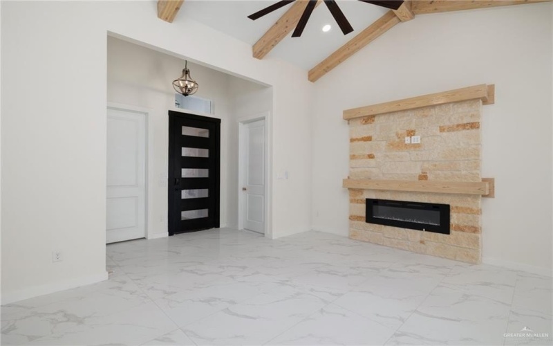 5905 N Rayo Del Sol Street, Edinburg, TX 78542, 3 Bedrooms Bedrooms, ,2 BathroomsBathrooms,Residential,For Sale,5905 N Rayo Del Sol Street,0,479380