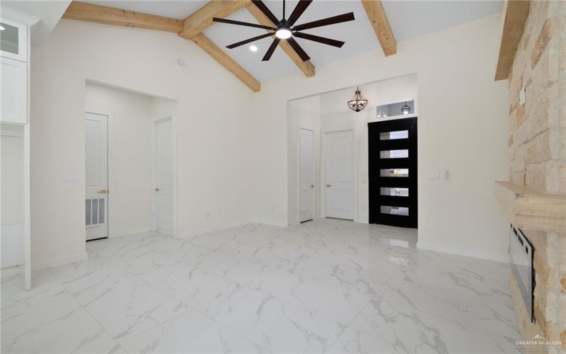 5905 N Rayo Del Sol Street, Edinburg, TX 78542, 3 Bedrooms Bedrooms, ,2 BathroomsBathrooms,Residential,For Sale,5905 N Rayo Del Sol Street,0,479380