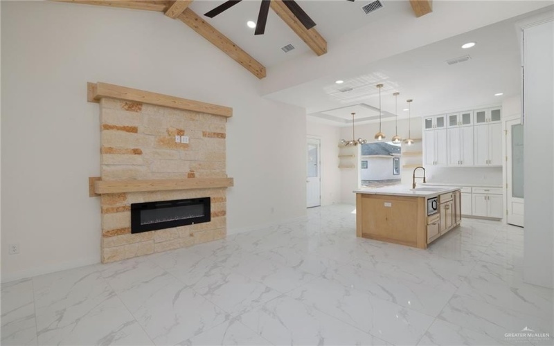 5905 N Rayo Del Sol Street, Edinburg, TX 78542, 3 Bedrooms Bedrooms, ,2 BathroomsBathrooms,Residential,For Sale,5905 N Rayo Del Sol Street,0,479380