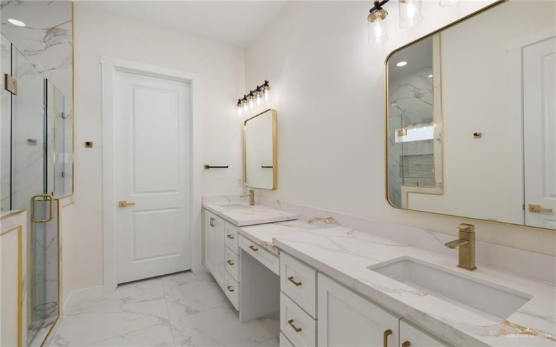 5905 N Rayo Del Sol Street, Edinburg, TX 78542, 3 Bedrooms Bedrooms, ,2 BathroomsBathrooms,Residential,For Sale,5905 N Rayo Del Sol Street,0,479380