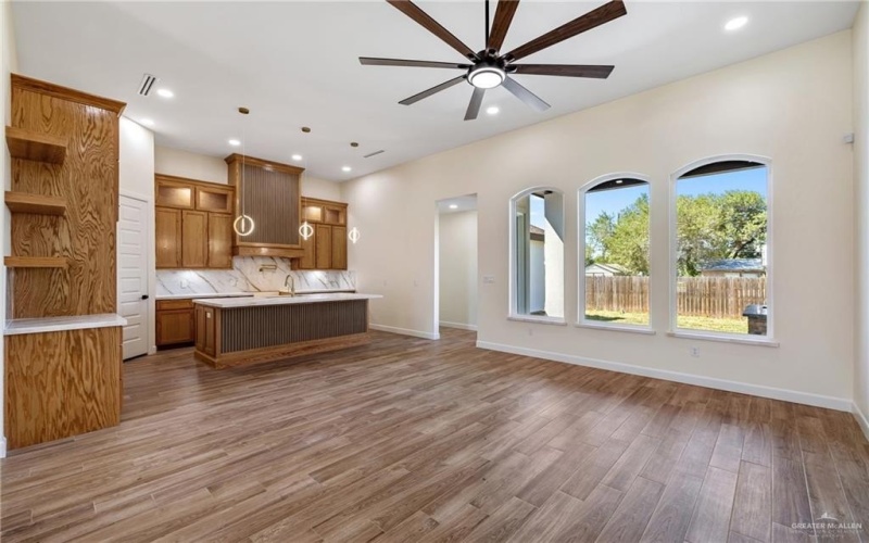 1602 Helen Drive, Weslaco, TX 78596, 3 Habitaciones Habitaciones , ,3 BañosBaños,Residential,En Venta,1602 Helen Drive,0,479564