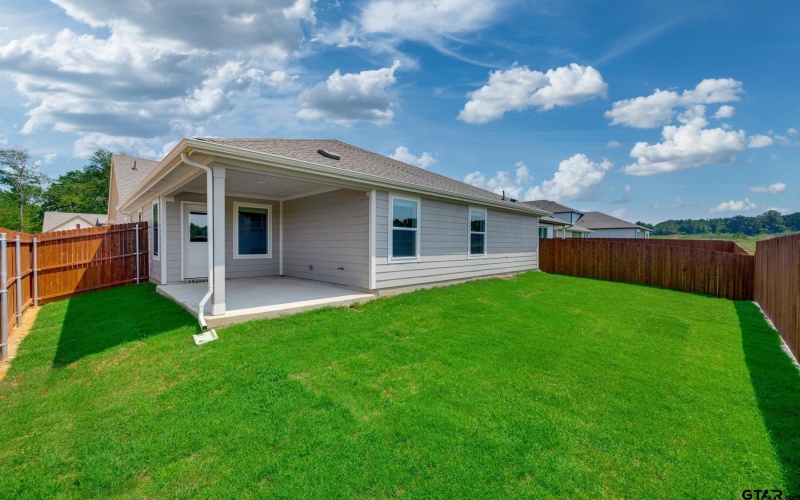 6077 Freedom Dr, Lindale, TX 75771, 4 Bedrooms Bedrooms, ,3 BathroomsBathrooms,Residential,For Sale,6077 Freedom Dr,0,25012838