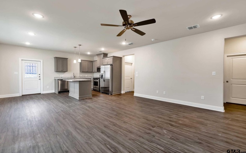4344 MacNab Dr #31, Tyler, TX 75707, 4 Bedrooms Bedrooms, ,2 BathroomsBathrooms,Residential,For Sale,4344 MacNab Dr #31,0,25013064