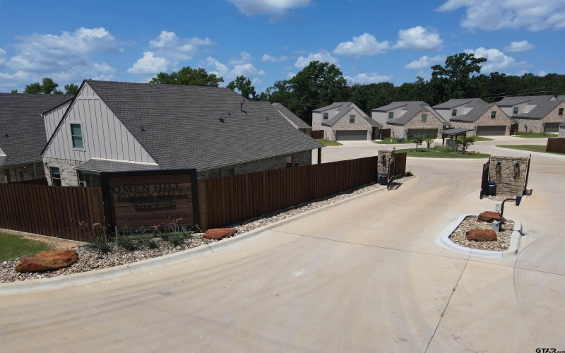 4344 MacNab Dr #31, Tyler, TX 75707, 4 Bedrooms Bedrooms, ,2 BathroomsBathrooms,Residential,For Sale,4344 MacNab Dr #31,0,25013064