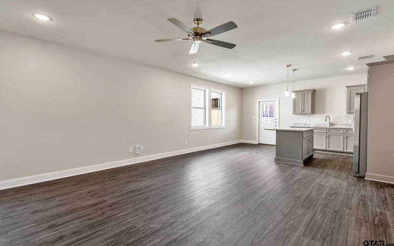 4344 MacNab Dr #31, Tyler, TX 75707, 4 Bedrooms Bedrooms, ,2 BathroomsBathrooms,Residential,For Sale,4344 MacNab Dr #31,0,25013064