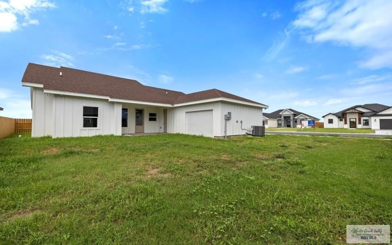 8701 SANDPIPER DR, HARLINGEN, TX 78552, 4 Bedrooms Bedrooms, ,2 BathroomsBathrooms,Residential,For Sale,8701 SANDPIPER DR,0,29766328