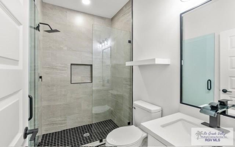 17869 REDWOOD AVE., HARLINGEN, TX 78552, 3 Habitaciones Habitaciones , ,2 BañosBaños,Residential,En Venta,17869 REDWOOD AVE.,0,29768029