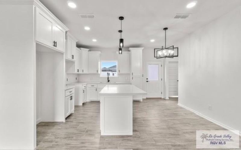 17869 REDWOOD AVE., HARLINGEN, TX 78552, 3 Habitaciones Habitaciones , ,2 BañosBaños,Residential,En Venta,17869 REDWOOD AVE.,0,29768029