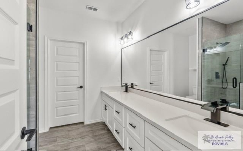 17869 REDWOOD AVE., HARLINGEN, TX 78552, 3 Habitaciones Habitaciones , ,2 BañosBaños,Residential,En Venta,17869 REDWOOD AVE.,0,29768029