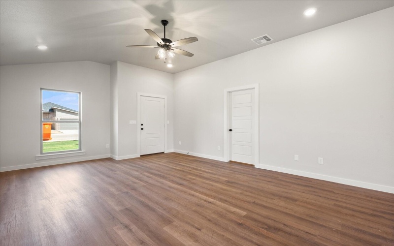 1623 N Clinton Avenue, Lubbock, TX 79416, 3 Habitaciones Habitaciones , ,2 BañosBaños,Residential,En Venta,1623 N Clinton Avenue,0,202559549