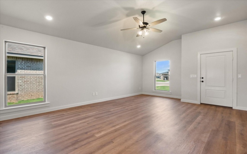 1623 N Clinton Avenue, Lubbock, TX 79416, 3 Habitaciones Habitaciones , ,2 BañosBaños,Residential,En Venta,1623 N Clinton Avenue,0,202559549