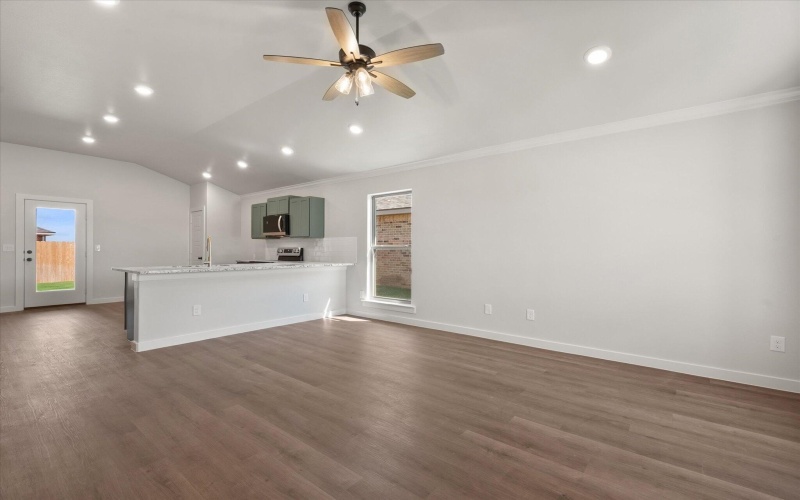 1622 N Clinton Avenue, Lubbock, TX 79416, 3 Habitaciones Habitaciones , ,2 BañosBaños,Residential,En Venta,1622 N Clinton Avenue,0,202559550