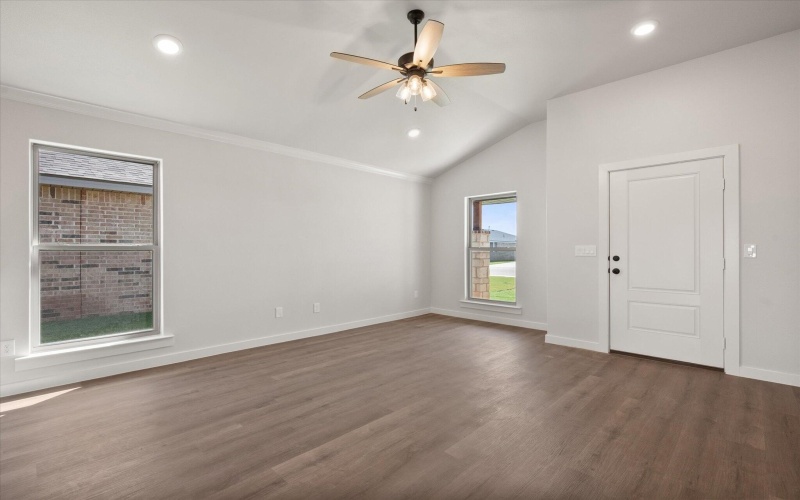 1622 N Clinton Avenue, Lubbock, TX 79416, 3 Habitaciones Habitaciones , ,2 BañosBaños,Residential,En Venta,1622 N Clinton Avenue,0,202559550