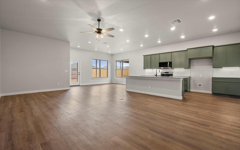 308 E 24th Street, Wolfforth, TX 79382, 4 Bedrooms Bedrooms, ,2 BathroomsBathrooms,Residential,For Sale,308 E 24th Street,0,202559564
