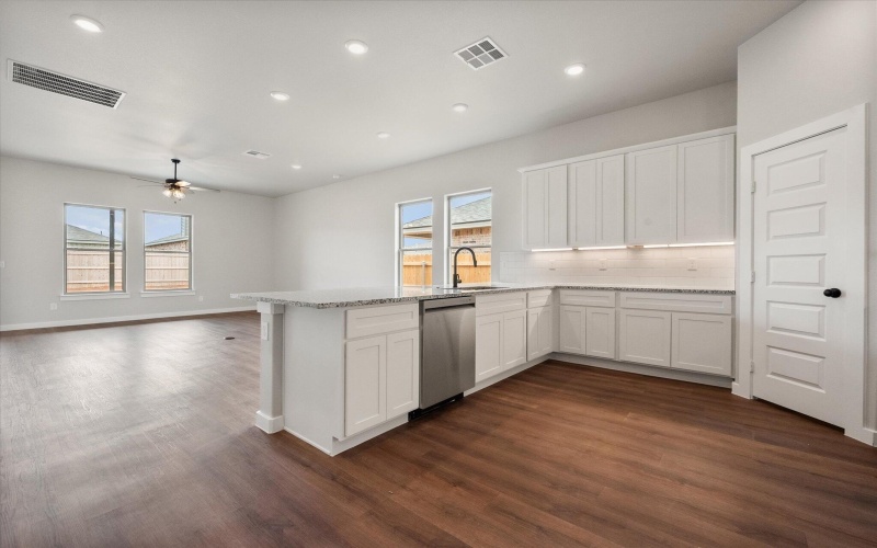 309 E 24th Street, Wolfforth, TX 79382, 3 Bedrooms Bedrooms, ,2 BathroomsBathrooms,Residential,For Sale,309 E 24th Street,0,202559565