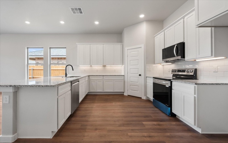 309 E 24th Street, Wolfforth, TX 79382, 3 Bedrooms Bedrooms, ,2 BathroomsBathrooms,Residential,For Sale,309 E 24th Street,0,202559565