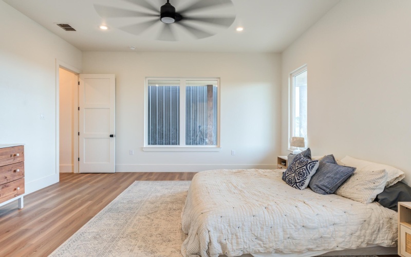 1735 Lovebird Road, Lubbock, TX 79407, 5 Bedrooms Bedrooms, ,3 BathroomsBathrooms,Residential,For Sale,1735 Lovebird Road,0,202559592