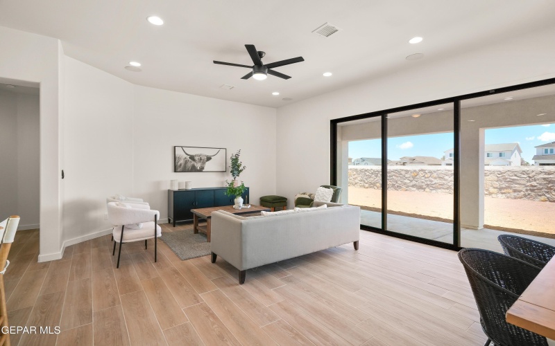 817 Harpendem Drive, El Paso, TX 79928, 4 Bedrooms Bedrooms, ,2 BathroomsBathrooms,Residential,For Sale,817 Harpendem Drive,918549