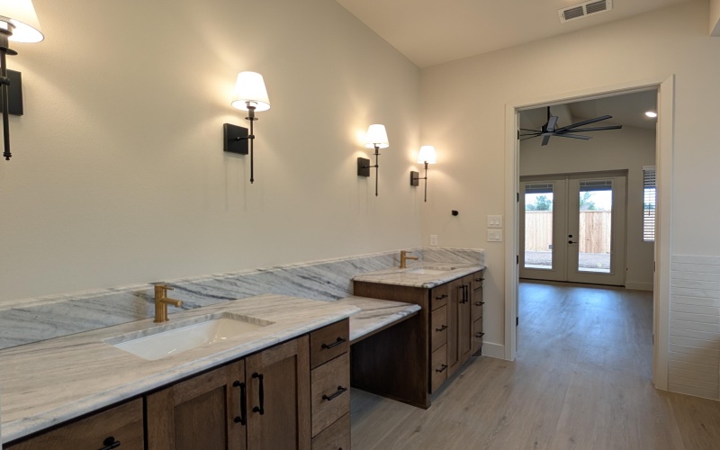 4026 136th Street, Lubbock, TX 79423, 4 Bedrooms Bedrooms, ,3 BathroomsBathrooms,Residential,For Sale,4026 136th Street,0,202559753