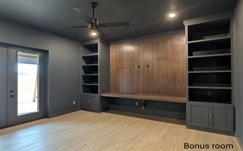 4026 136th Street, Lubbock, TX 79423, 4 Bedrooms Bedrooms, ,3 BathroomsBathrooms,Residential,For Sale,4026 136th Street,0,202559753