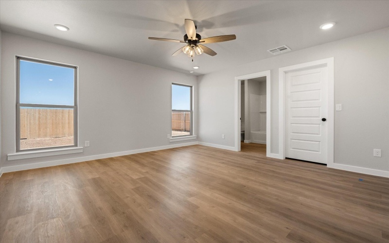 2232 133rd Street, Lubbock, TX 79423, 3 Habitaciones Habitaciones , ,2 BañosBaños,Residential,En Venta,2232 133rd Street,0,202559795
