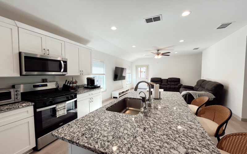 7337 8th Street, Lubbock, TX 79416, 3 Habitaciones Habitaciones , ,2 BañosBaños,Residential,En Venta,7337 8th Street,0,202559807
