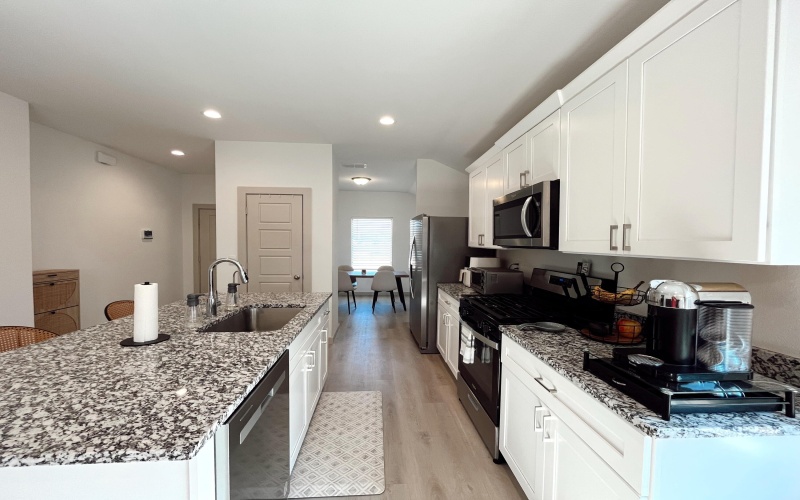 7337 8th Street, Lubbock, TX 79416, 3 Habitaciones Habitaciones , ,2 BañosBaños,Residential,En Venta,7337 8th Street,0,202559807