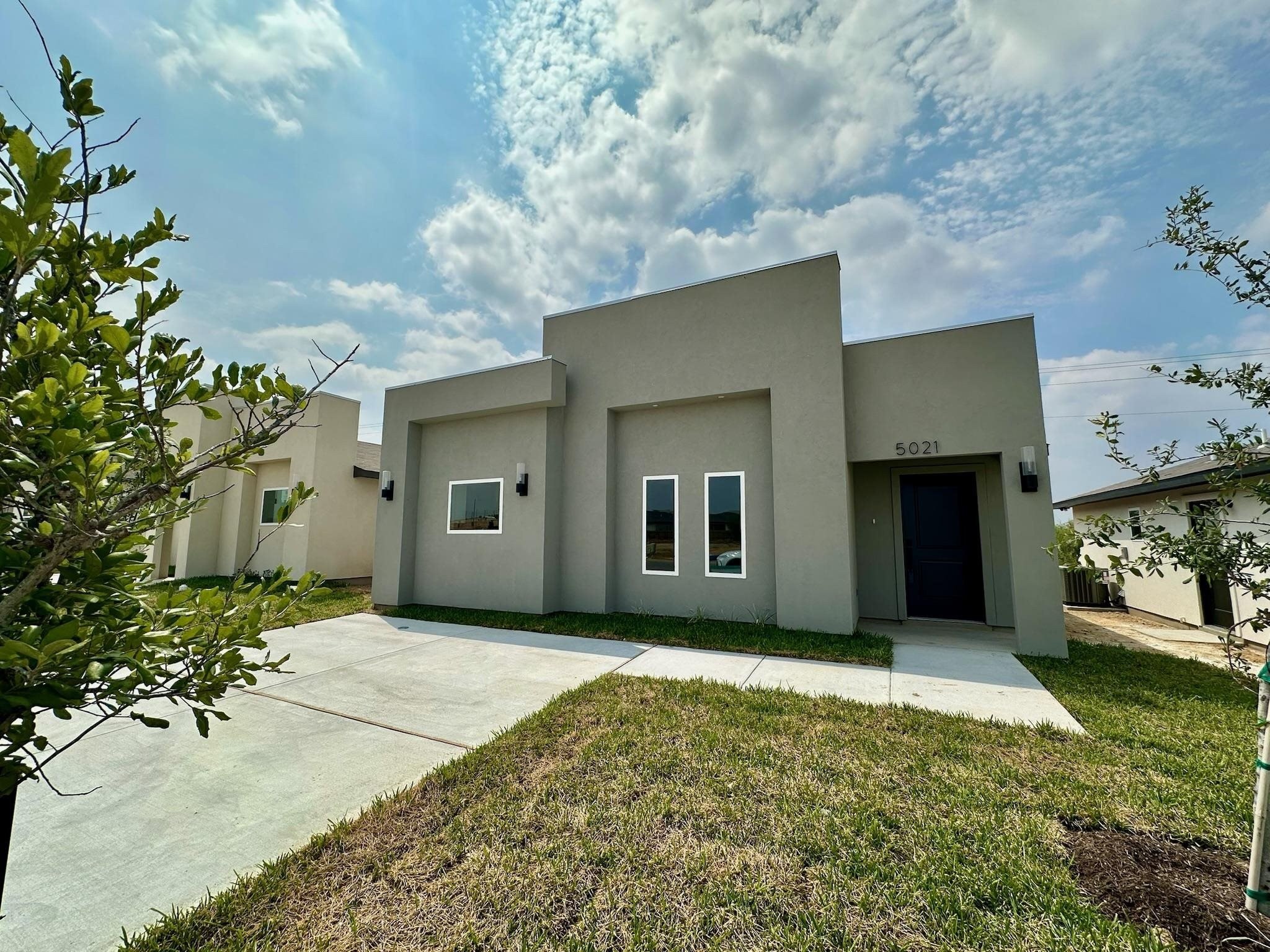 5021 Carambola Ln., LAREDO, TX 78046, 3 Habitaciones Habitaciones , ,2 BañosBaños,Residential,En Venta,5021 Carambola Ln.,0,20253686