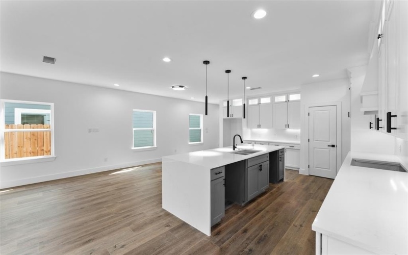 2023 Life Avenue, Dallas, TX 75212, 3 Bedrooms Bedrooms, ,3 BathroomsBathrooms,Residential,For Sale,2023 Life Avenue,0,21036148