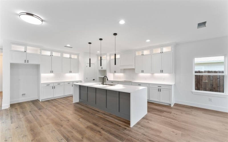 2023 Life Avenue, Dallas, TX 75212, 3 Bedrooms Bedrooms, ,3 BathroomsBathrooms,Residential,For Sale,2023 Life Avenue,0,21036148