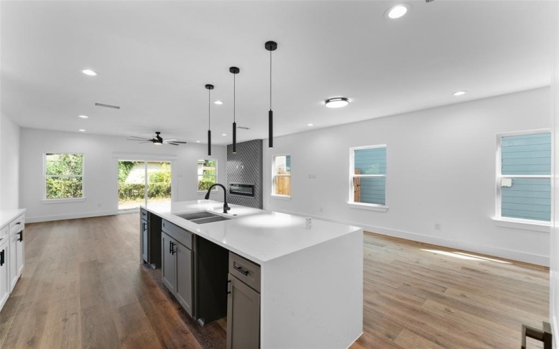 2023 Life Avenue, Dallas, TX 75212, 3 Bedrooms Bedrooms, ,3 BathroomsBathrooms,Residential,For Sale,2023 Life Avenue,0,21036148