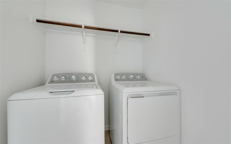 705 Toplin Drive, Aubrey, TX 76227, 4 Habitaciones Habitaciones , ,2 BañosBaños,Residential,En Venta,705 Toplin Drive,0,21047265