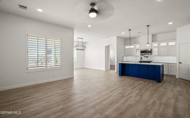15132 Destination Avenue, El Paso, TX 79938, 3 Habitaciones Habitaciones , ,2 BañosBaños,Residential,En Venta,15132 Destination Avenue,918553