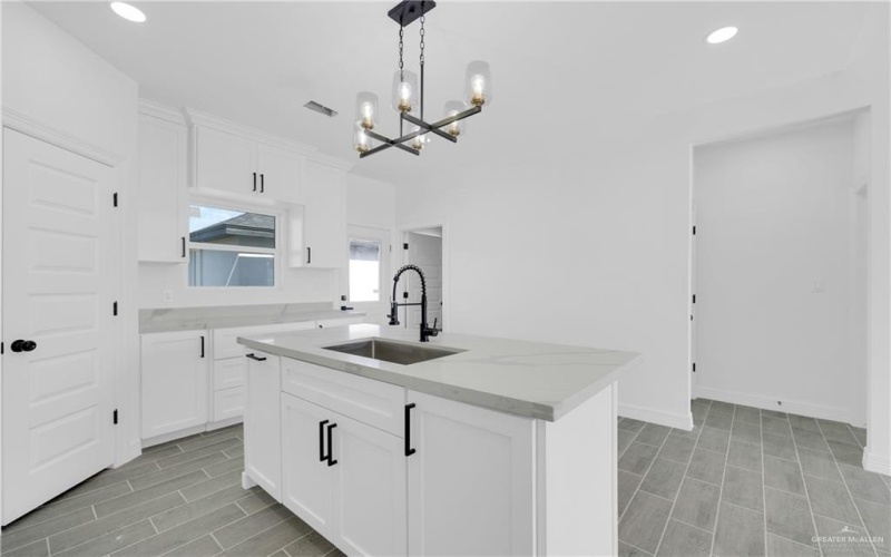 1603 Baja Drive, Edinburg, TX 78542, 3 Bedrooms Bedrooms, ,2 BathroomsBathrooms,Residential,For Sale,1603 Baja Drive,0,479764