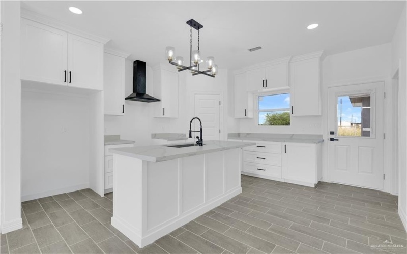 1603 Baja Drive, Edinburg, TX 78542, 3 Bedrooms Bedrooms, ,2 BathroomsBathrooms,Residential,For Sale,1603 Baja Drive,0,479764