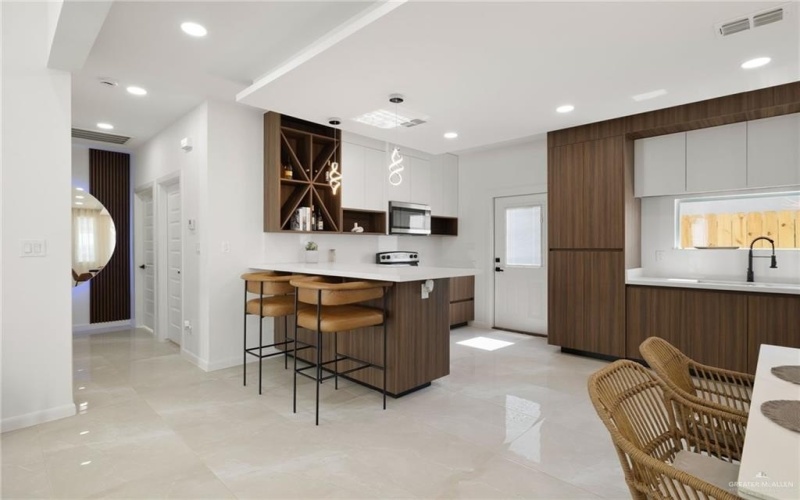 5800 Providence Avenue #C, McAllen, TX 78504, 2 Bedrooms Bedrooms, ,2 BathroomsBathrooms,Residential,For Sale,5800 Providence Avenue,0,479798