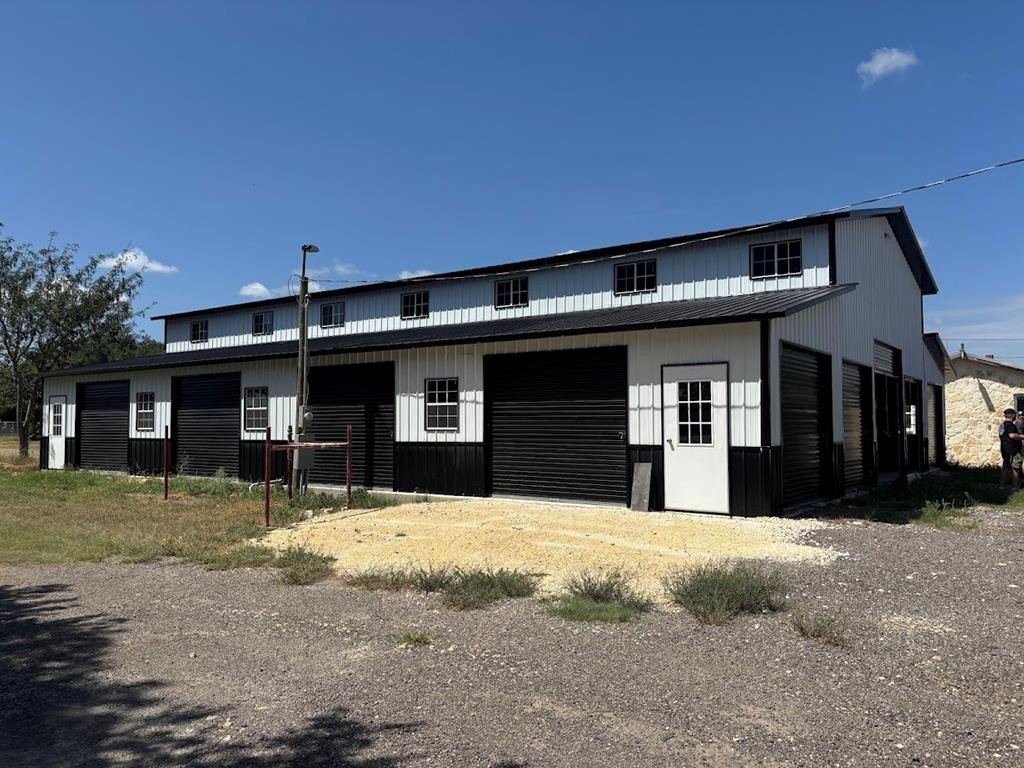 203 E Kerr Rd, Rocksprings, TX 78880, ,Commercial Sale,En Venta,203 E Kerr Rd,0,120164