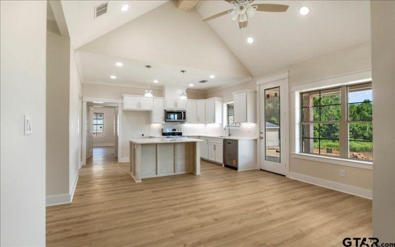 501 County Road 330, Tyler, TX 75708, 3 Habitaciones Habitaciones , ,2 BañosBaños,Residential,En Venta,501 County Road 330,0,25013200